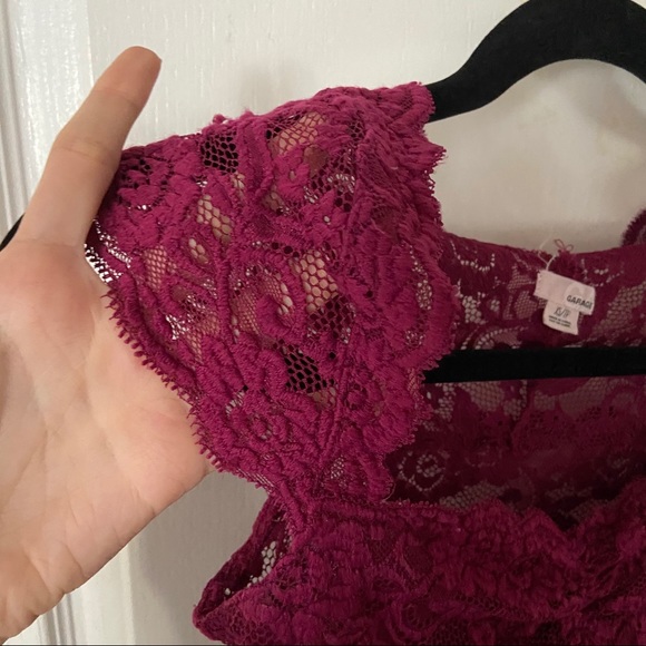Fuchsia Lace cropped top from Garage - Picture 3 of 4